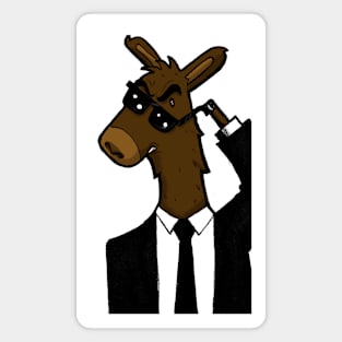 Llama in black Magnet